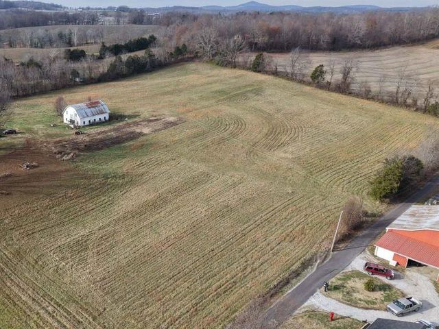 335 Johnathan Lane, Nancy, KY 42544