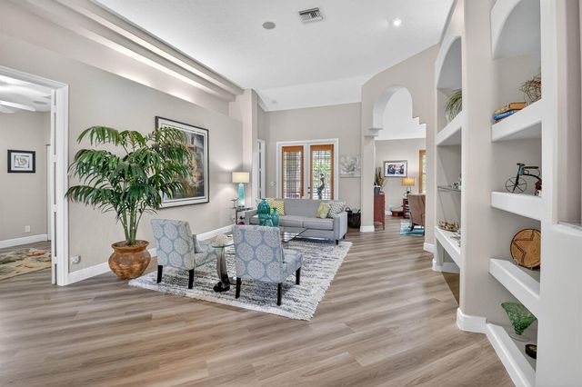 9946 Coronado Lake Drive, Boynton Beach, FL 33437
