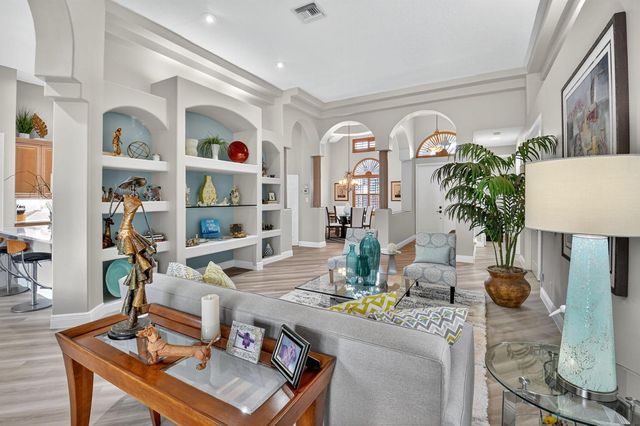 9946 Coronado Lake Drive, Boynton Beach, FL 33437
