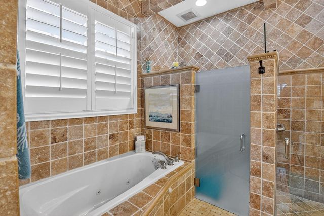 9946 Coronado Lake Drive, Boynton Beach, FL 33437