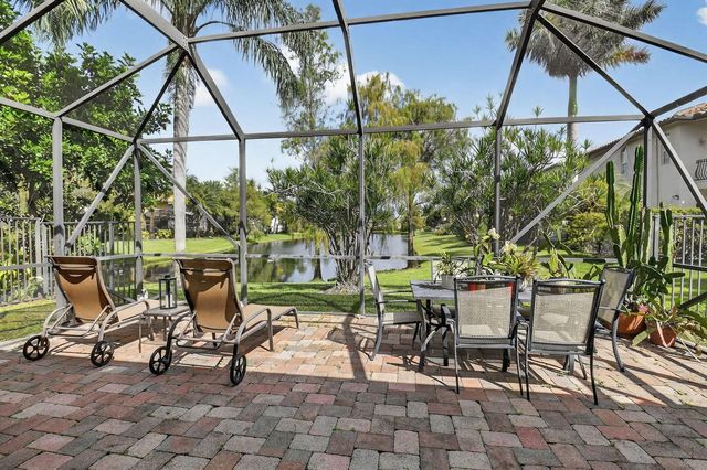 9946 Coronado Lake Drive, Boynton Beach, FL 33437