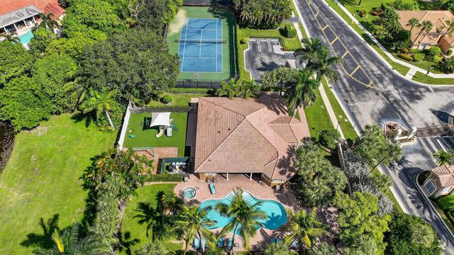 9946 Coronado Lake Drive, Boynton Beach, FL 33437