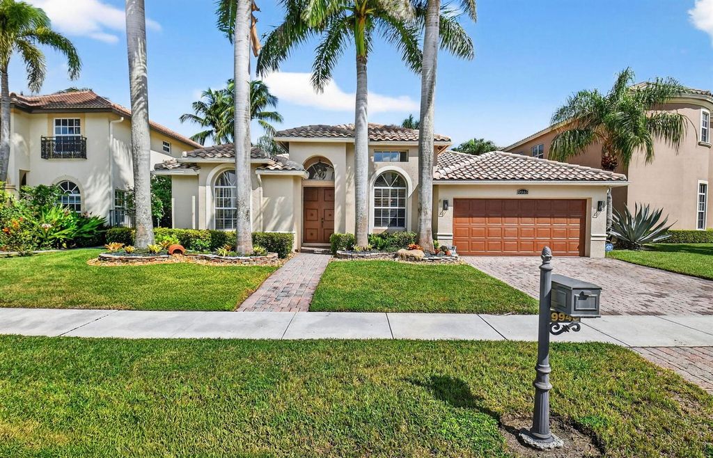 9946 Coronado Lake Drive, Boynton Beach, FL 33437
