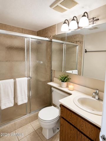 2031 E VISTA Drive, Phoenix, AZ 85022
