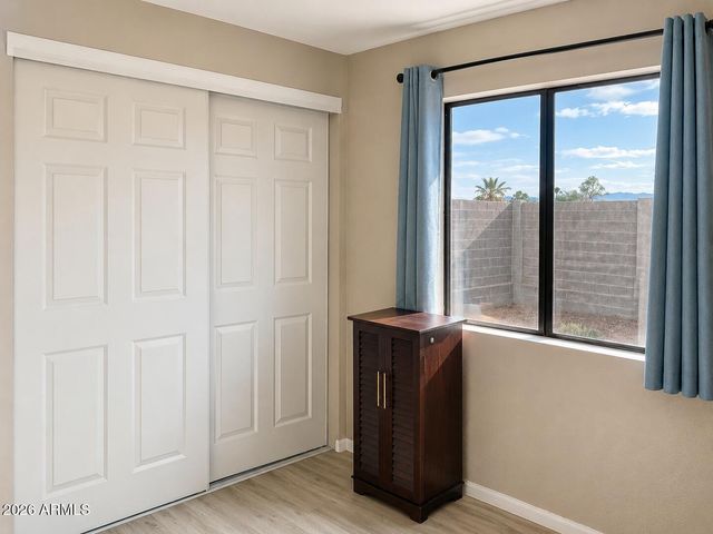 2031 E VISTA Drive, Phoenix, AZ 85022