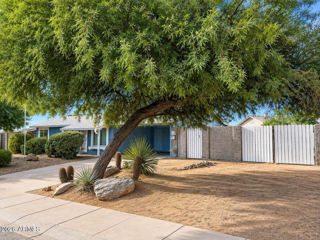 2031 E VISTA Drive, Phoenix, AZ 85022