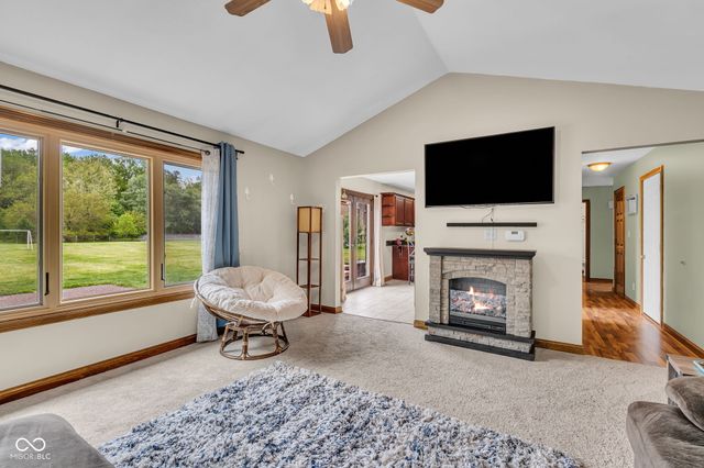 5593 S County Road 400 W, Coatesville, IN 46121