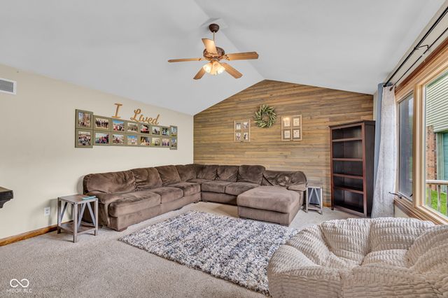 5593 S County Road 400 W, Coatesville, IN 46121