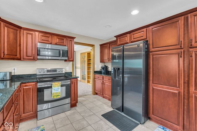 5593 S County Road 400 W, Coatesville, IN 46121