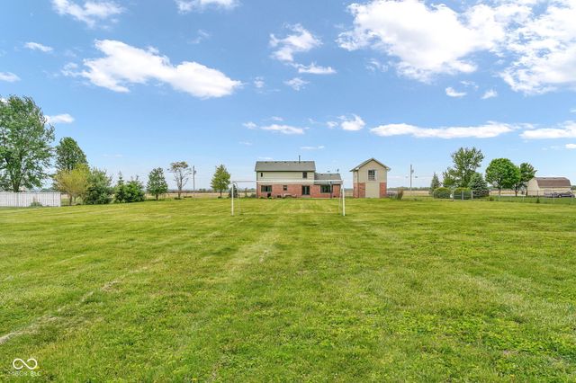5593 S County Road 400 W, Coatesville, IN 46121