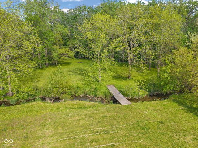 5593 S County Road 400 W, Coatesville, IN 46121