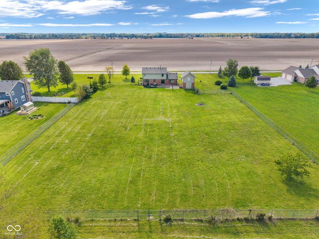 5593 S County Road 400 W, Coatesville, IN 46121