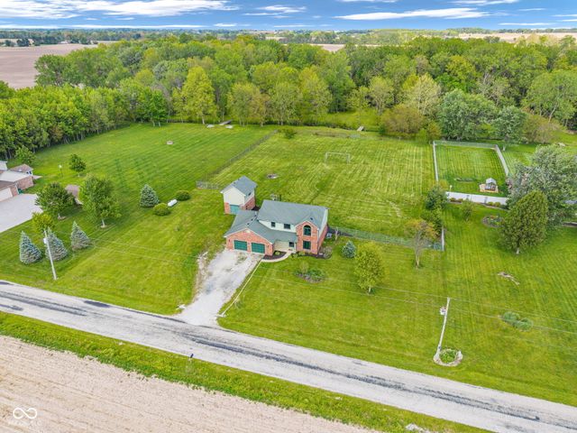 5593 S County Road 400 W, Coatesville, IN 46121