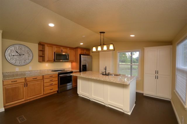 12652 Calvary Road, Willis, TX 77318
