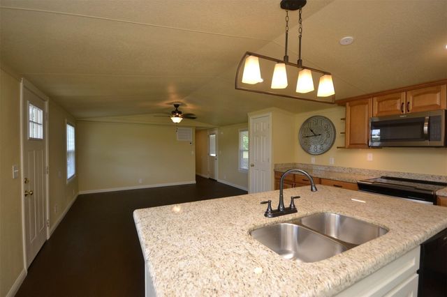 12652 Calvary Road, Willis, TX 77318