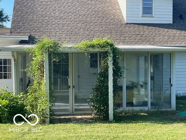 2325 Lee Drive, Indianapolis, IN 46227