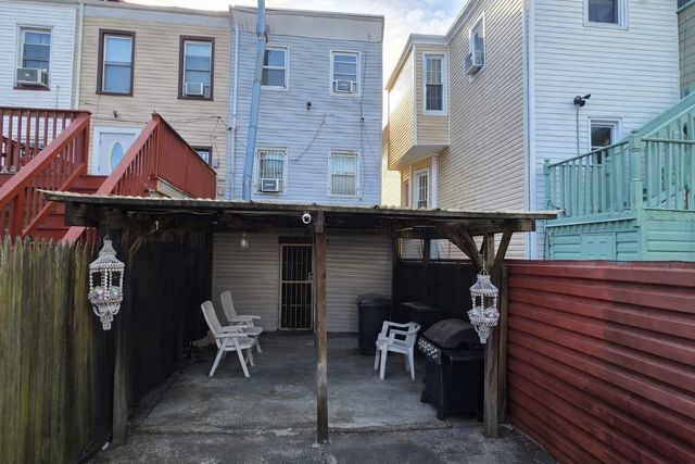 12 BOYD AVE, Jc, West Bergen, NJ 07304