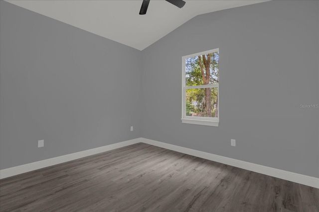 1126 S THOMPSON AVENUE, Deland, FL 32720