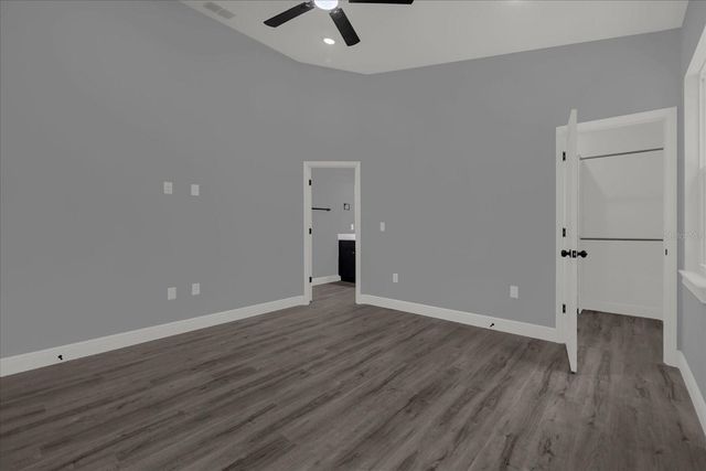 1126 S THOMPSON AVENUE, Deland, FL 32720