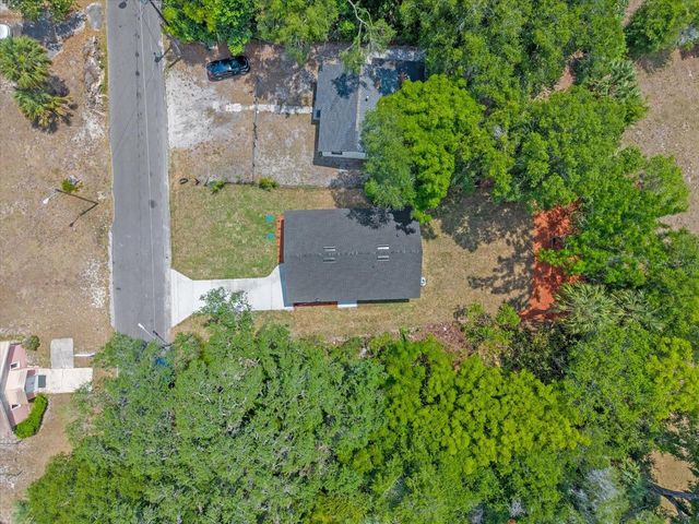 1126 S THOMPSON AVENUE, Deland, FL 32720