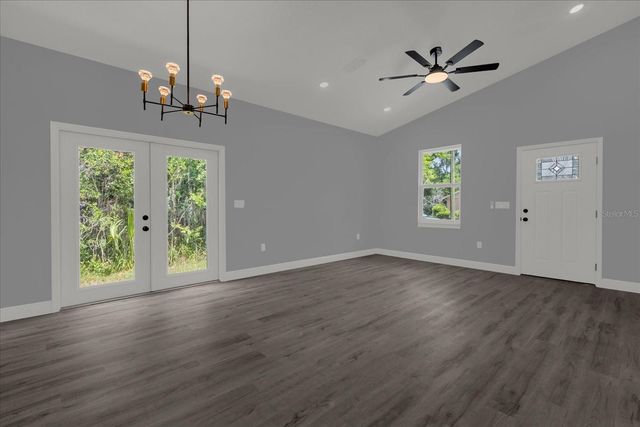 1126 S THOMPSON AVENUE, Deland, FL 32720
