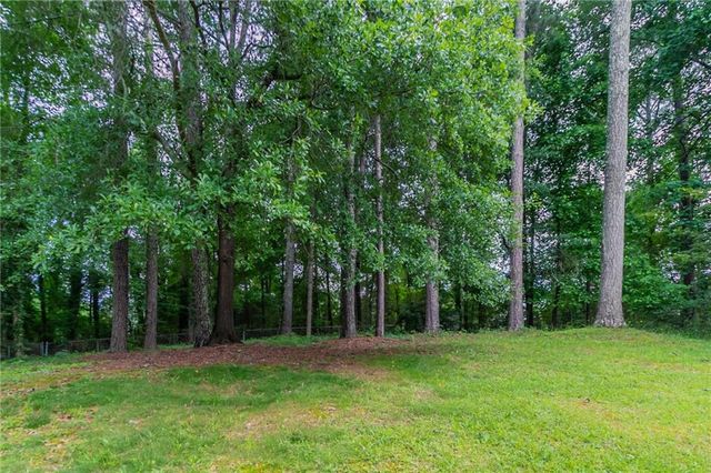 803 Cedar Lake SE Drive, Conyers, GA 30094