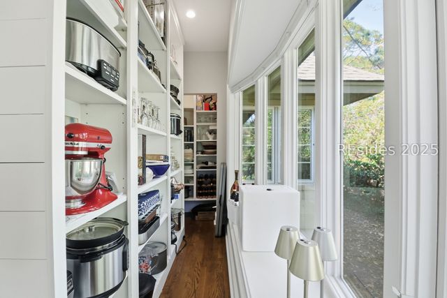 16 Combahee Rd, Hilton Head Island, SC 29928