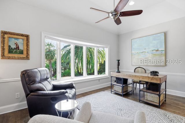 16 Combahee Rd, Hilton Head Island, SC 29928