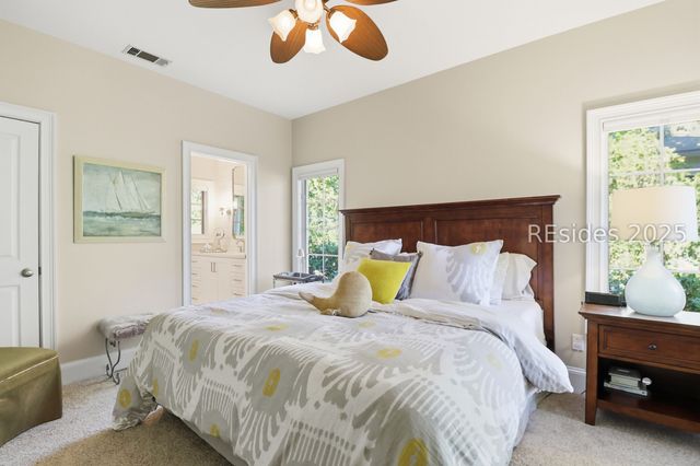 16 Combahee Rd, Hilton Head Island, SC 29928