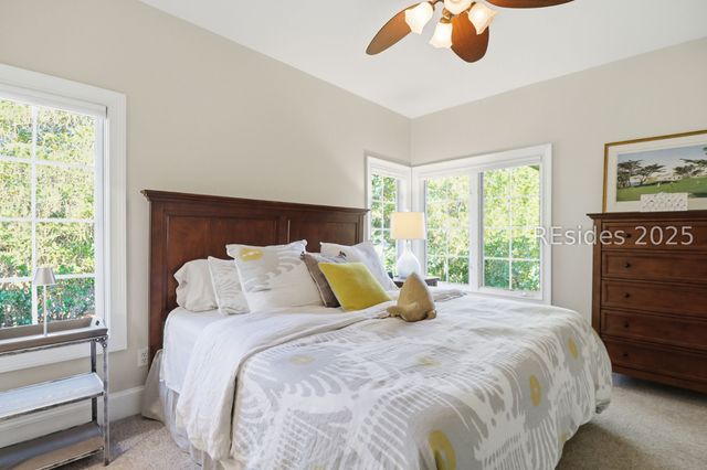 16 Combahee Rd, Hilton Head Island, SC 29928