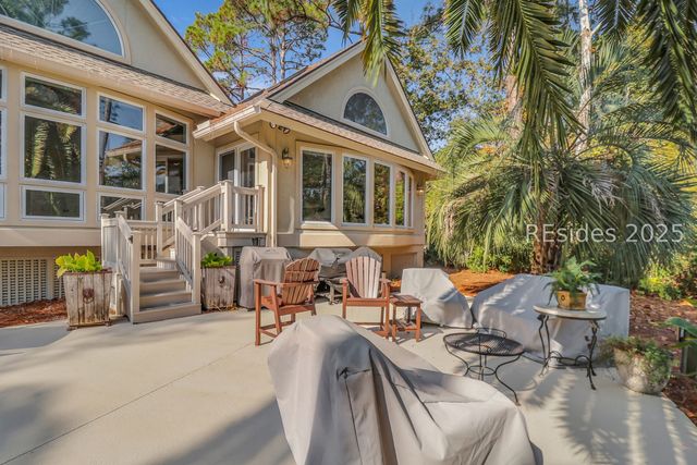 16 Combahee Rd, Hilton Head Island, SC 29928