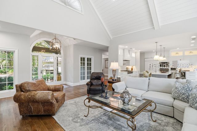 16 Combahee Rd, Hilton Head Island, SC 29928