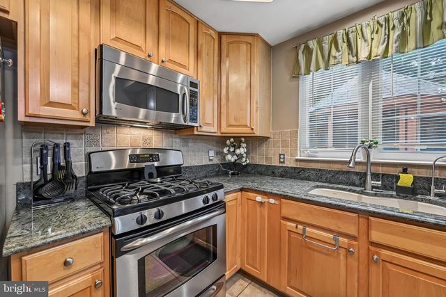 11203 YARDLEY CT, Ijamsville, MD 21754