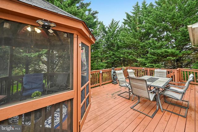 11203 YARDLEY CT, Ijamsville, MD 21754