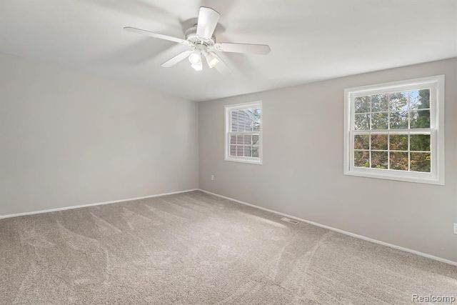 5093 Buckingham, Troy, MI 48098