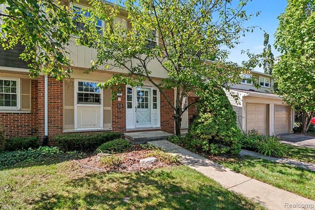 5093 Buckingham, Troy, MI 48098