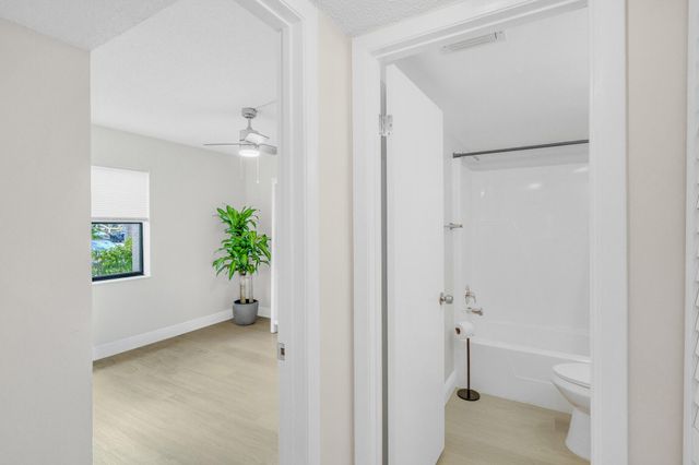 22136 Palms Way 103, Boca Raton, FL 33433