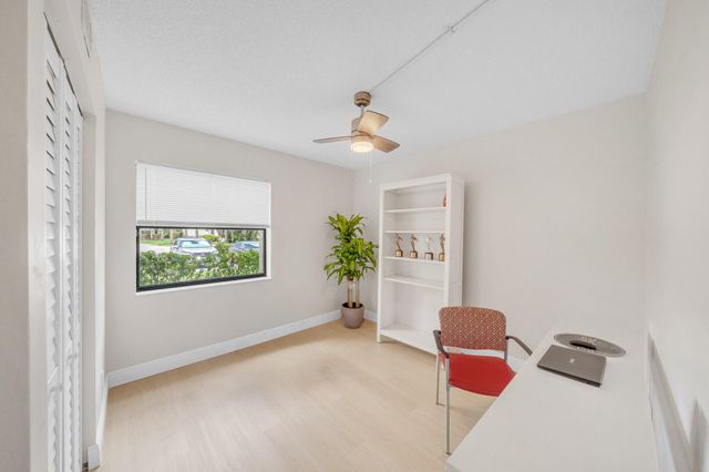 22136 Palms Way 103, Boca Raton, FL 33433