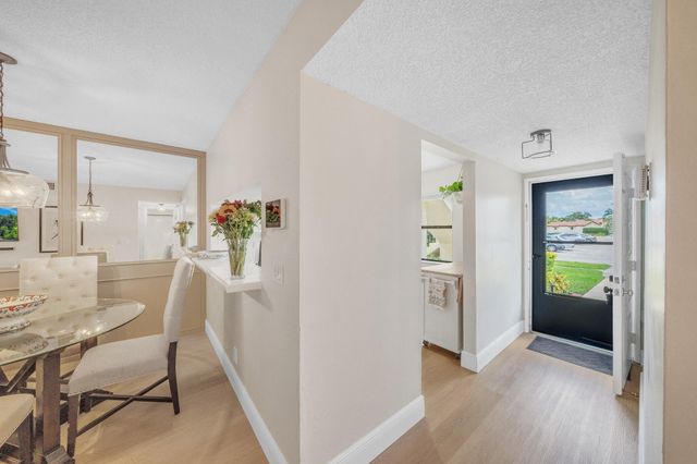 22136 Palms Way 103, Boca Raton, FL 33433