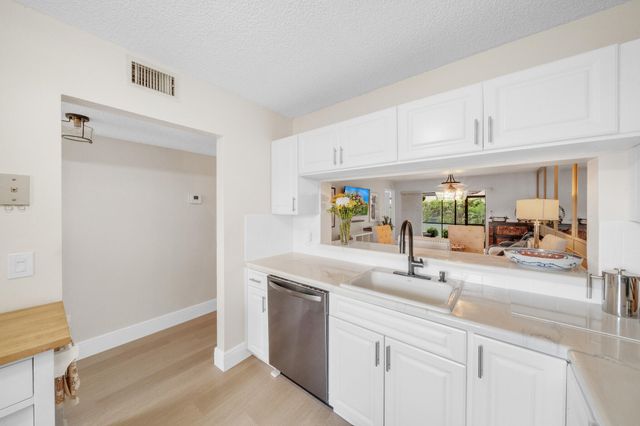 22136 Palms Way 103, Boca Raton, FL 33433