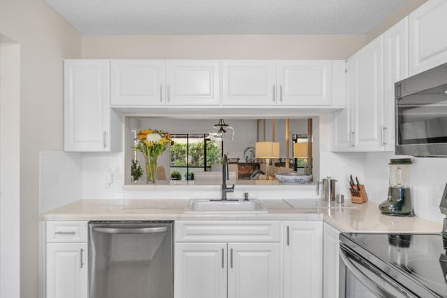 22136 Palms Way 103, Boca Raton, FL 33433