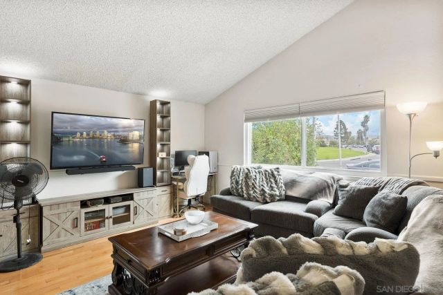 11034 Sagittarius Rd, San Diego, CA 92126