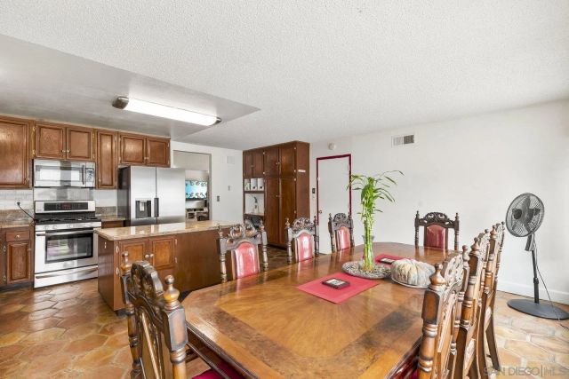 11034 Sagittarius Rd, San Diego, CA 92126