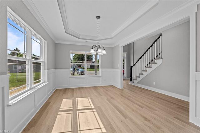 4 Roundtree CIR, Hampton, VA 23661