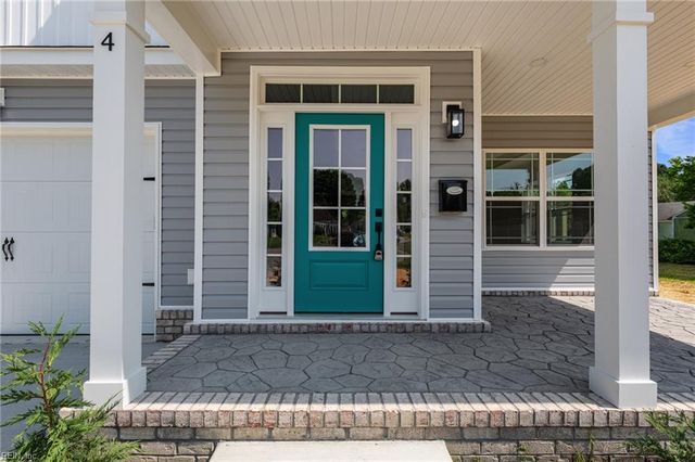 4 Roundtree CIR, Hampton, VA 23661