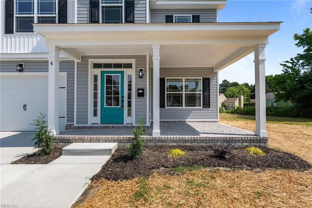 4 Roundtree CIR, Hampton, VA 23661