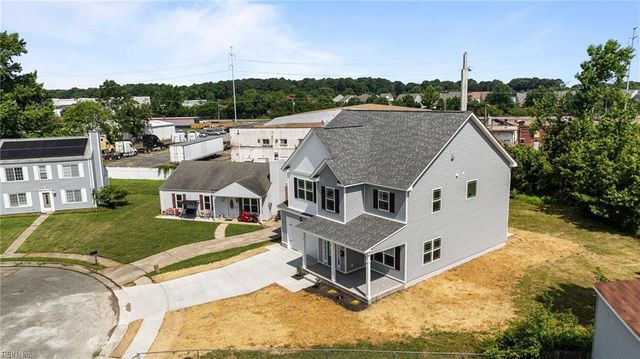 4 Roundtree CIR, Hampton, VA 23661