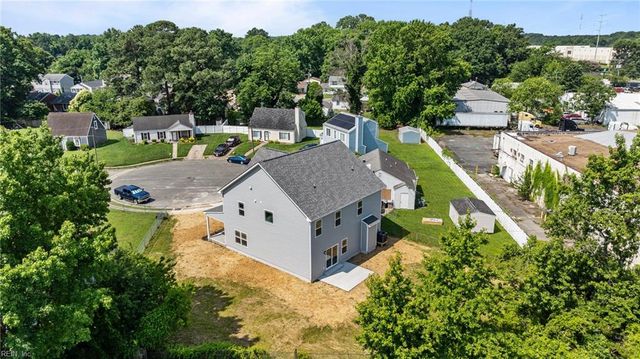 4 Roundtree CIR, Hampton, VA 23661