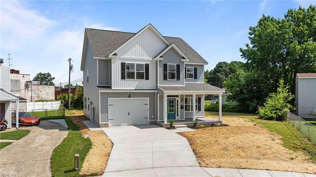 4 Roundtree CIR, Hampton, VA 23661