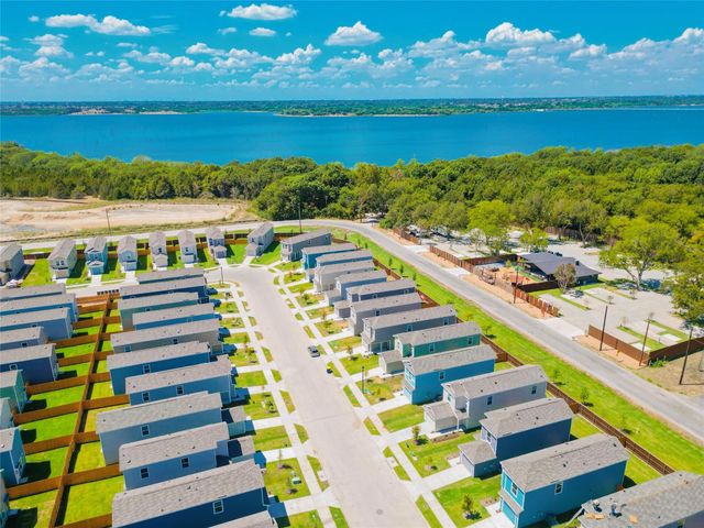 919 Blue Heron Drive, Princeton, TX 75407